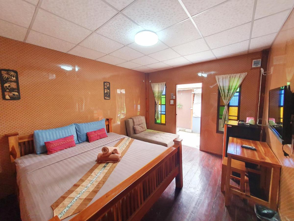 Ktt And Motorbike & Bicycle For Rents Rumah tetamu 2*