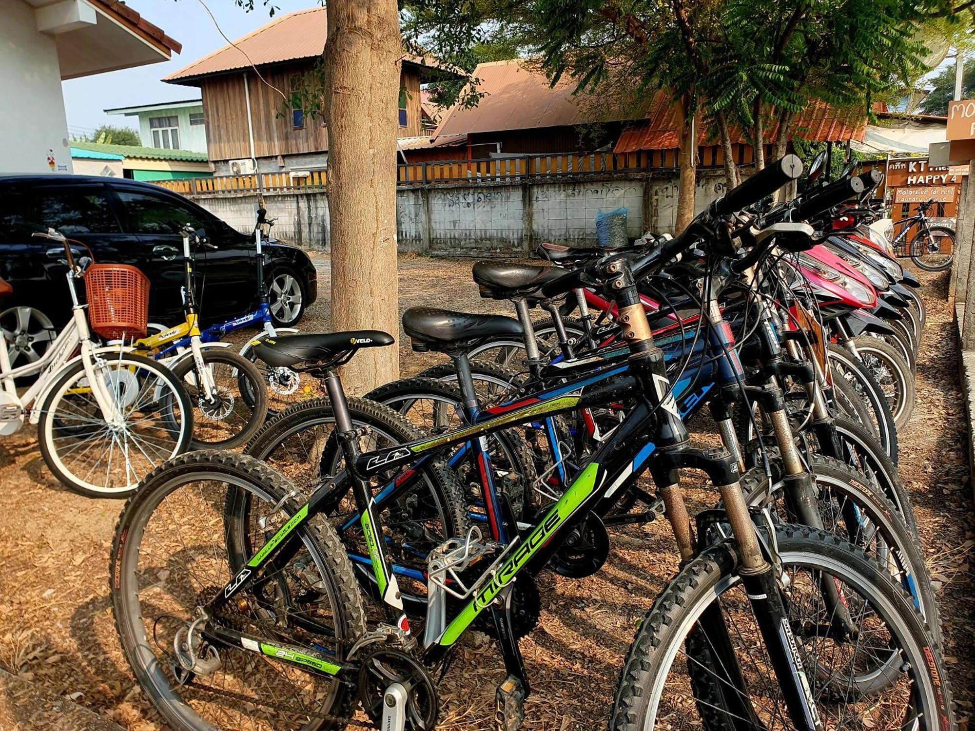 Rumah tetamu Ktt And Motorbike & Bicycle For Rents Sukhothai