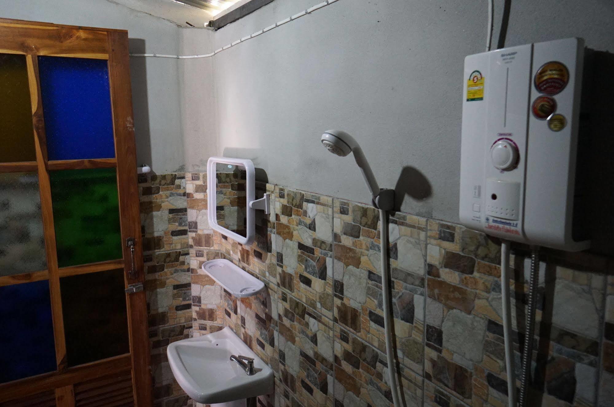 Rumah tetamu Ktt And Motorbike & Bicycle For Rents Sukhothai